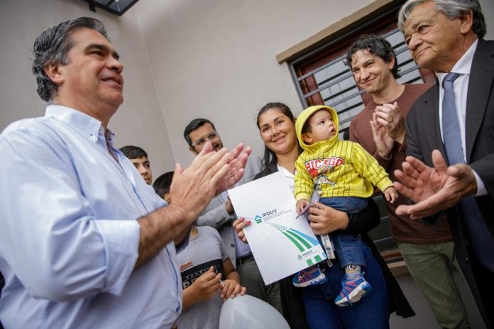 Ciervo Petiso recibi su 84 aniversario con m s viviendas