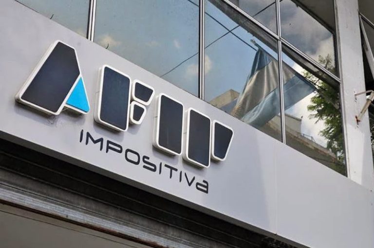 La AFIP anunci un incremento del 110 en el monotributo