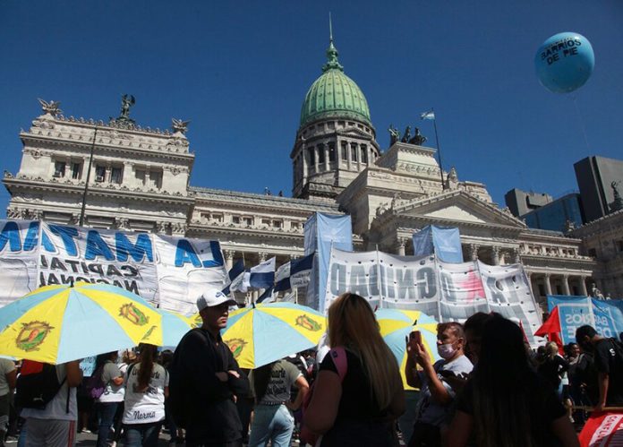 El color de la plaza c mo se vivi el discurso del Presidente