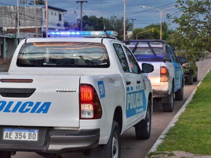 Cesantearon a un agente policial condenado por abuso sexual simple